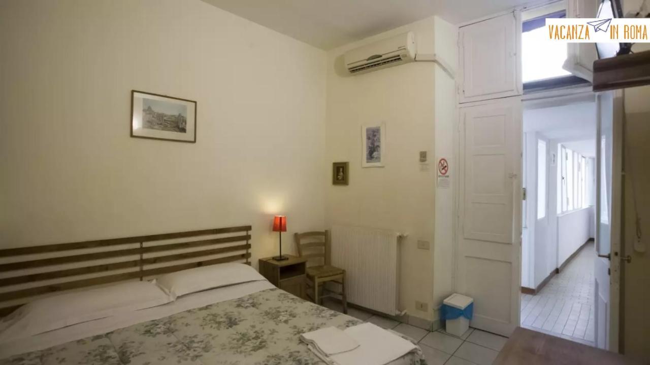 Al Pantheon Con Thomas Mann Couette-café